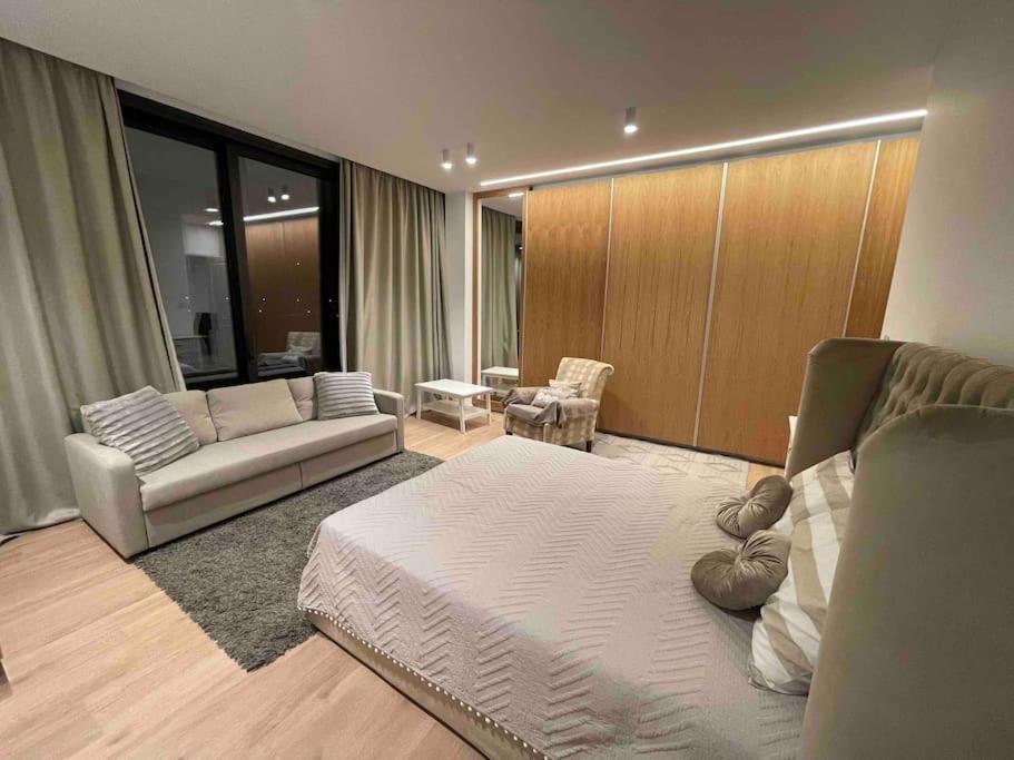Luxurious Brand New Apartment Limassol Exterior foto